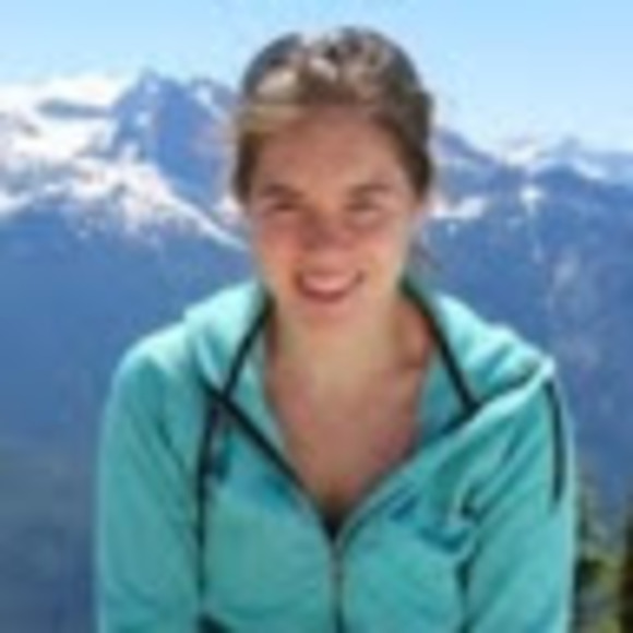 Meet your Posher, Katy - Picture 1 of 1